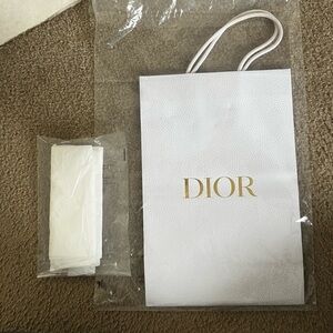 DIOR 15x10 Gift Bag w/ Tissue Paper